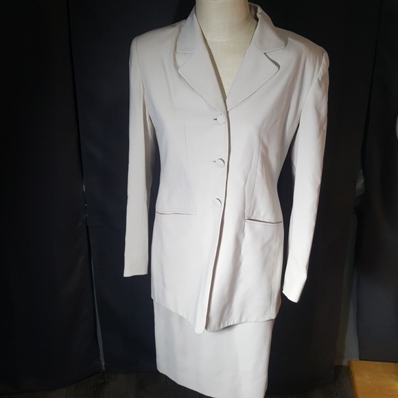 Casual Corner Dresses & Skirts - CASUAL CORNER SKIRT SET SZ 8